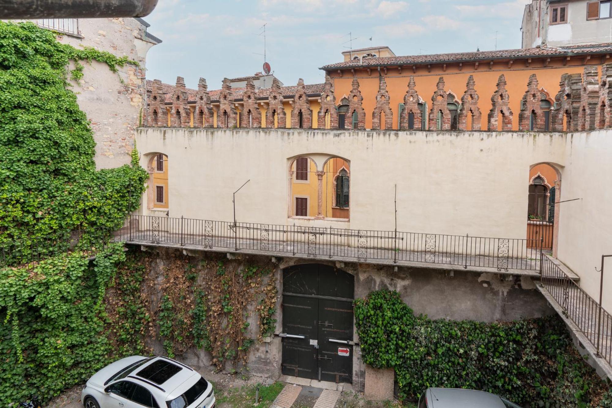 Palazzo Delle Guglie - Residenze Aparthotel Verona Exterior foto